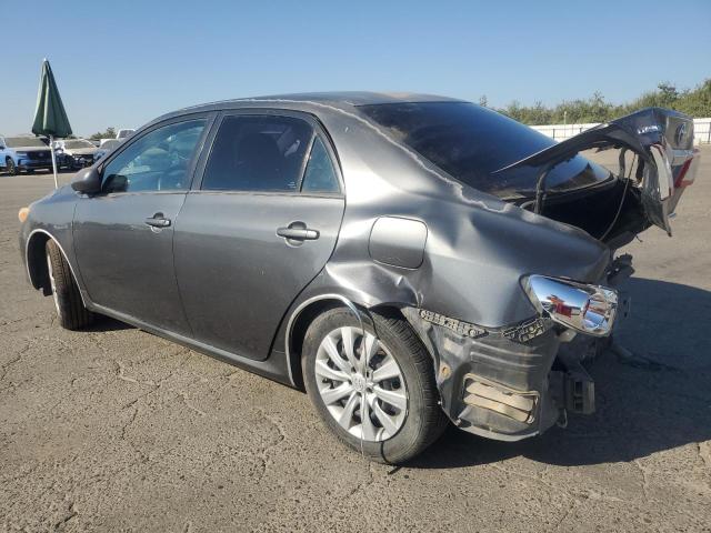 2T1BU4EE1CC805945 - 2012 TOYOTA COROLLA BASE GRAY photo 2