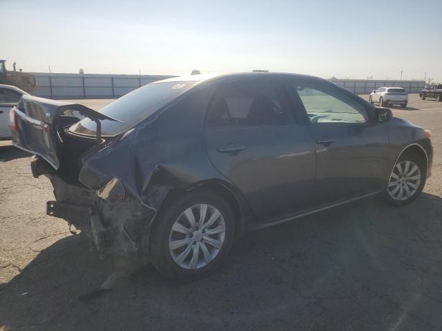 2T1BU4EE1CC805945 - 2012 TOYOTA COROLLA BASE GRAY photo 3