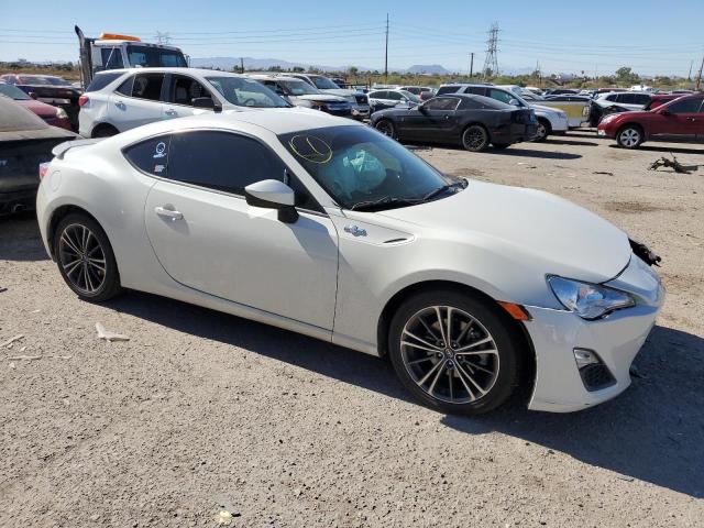 JF1ZNAA14F8709651 - 2015 TOYOTA SCION FR-S WHITE photo 4