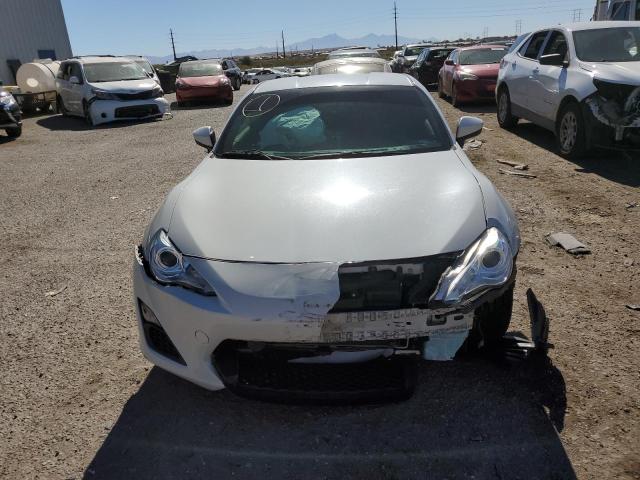 JF1ZNAA14F8709651 - 2015 TOYOTA SCION FR-S WHITE photo 5