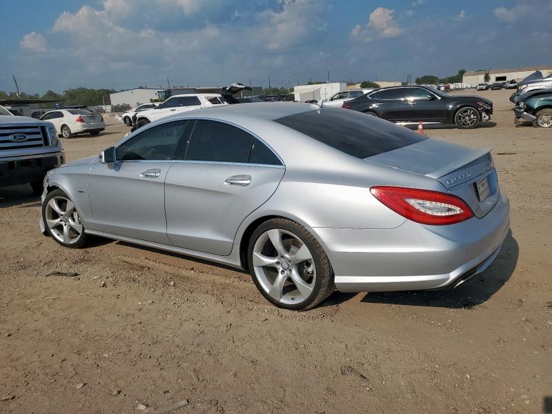 WDDLJ7DB6CA027268 - 2012 MERCEDES-BENZ CLS 550 SILVER photo 2