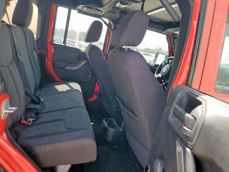 1C4BJWDG0DL645185 - 2013 JEEP WRANGLER U SPORT 红色 照片 10