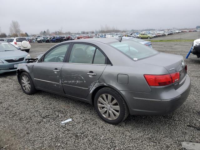 5NPEU4AC8AH650564 - 2010 HYUNDAI SONATA SE GRAY photo 2