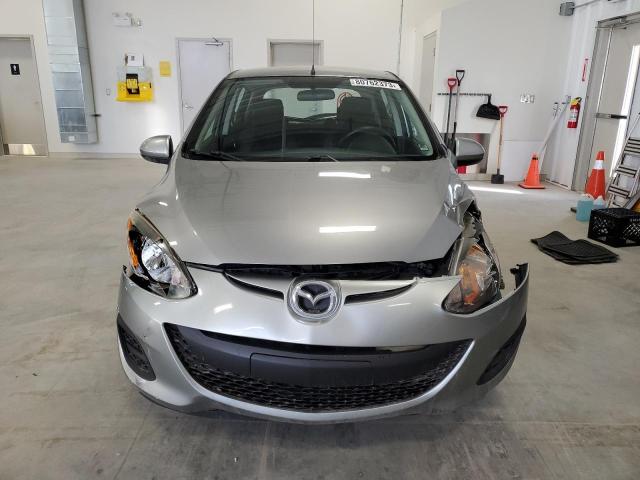 JM1DE1KY4D0164076 - 2013 MAZDA MAZDA2 GRAY photo 5