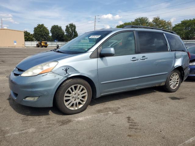 2010 TOYOTA SIENNA XLE, 