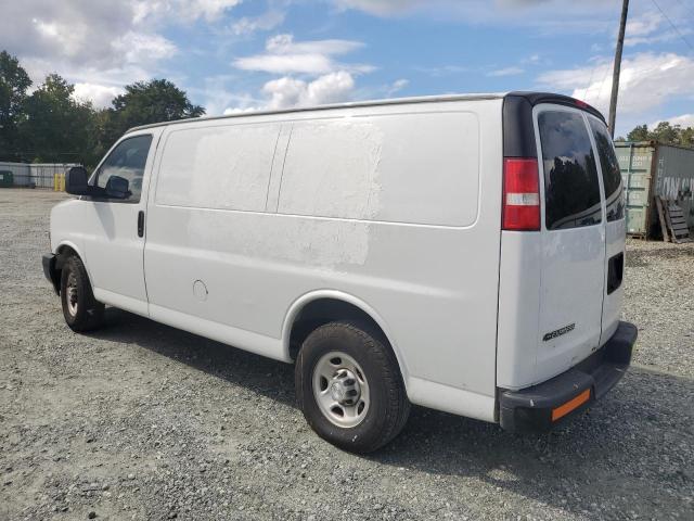 1GCWGAFGXJ1198775 - 2018 CHEVROLET EXPRESS G2 Белый фото 2