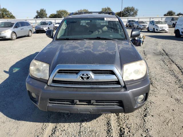 JTEZU14R968051142 - 2006 TOYOTA 4RUNNER SR5 GRAY photo 5