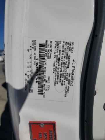 1L1FM88W75Y626639 - 2005 LINCOLN TOWN CAR EXECUTIVE WHITE photo 12