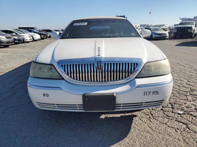 1L1FM88W75Y626639 - 2005 LINCOLN TOWN CAR EXECUTIVE WHITE photo 5