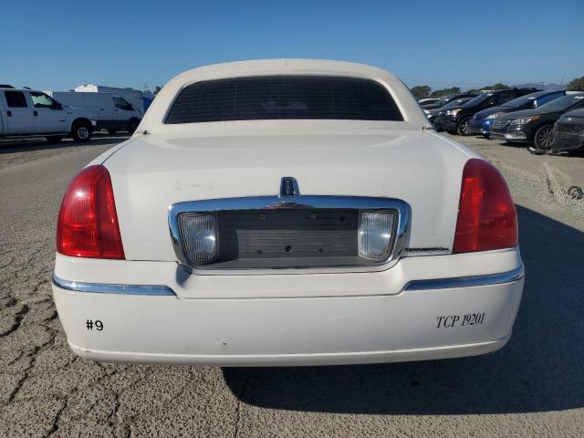 1L1FM88W75Y626639 - 2005 LINCOLN TOWN CAR EXECUTIVE WHITE photo 6