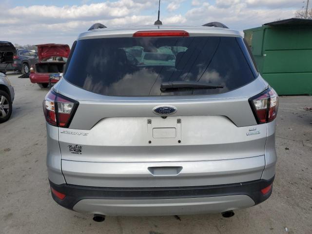 1FMCU0GD3JUB04272 - 2018 FORD ESCAPE SE SILVER photo 6