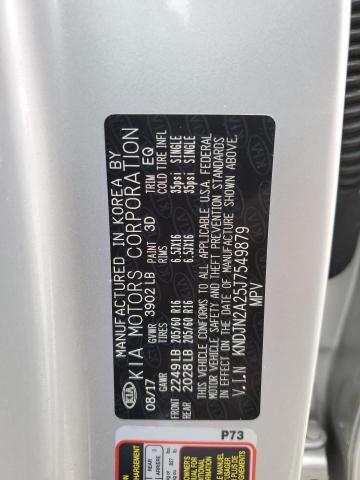 KNDJN2A25J7549879 - 2018 KIA SOUL SILVER photo 12