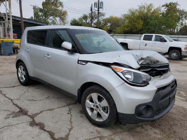 KNDJN2A25J7549879 - 2018 KIA SOUL SILVER photo 4