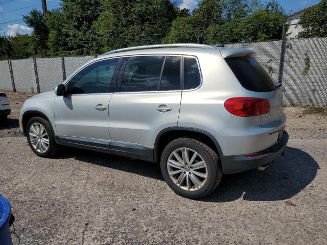 WVGAV7AX9FW614735 - 2015 VOLKSWAGEN TIGUAN S 灰色 照片 2