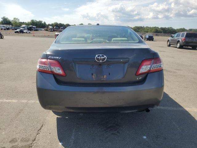 4T1BF3EK7AU014888 - 2010 TOYOTA CAMRY BASE ნაცრისფერი ფოტო 6