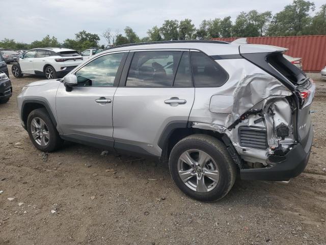 4T3RWRFV4SU175413 - 2025 TOYOTA RAV4 XLE SILVER photo 2