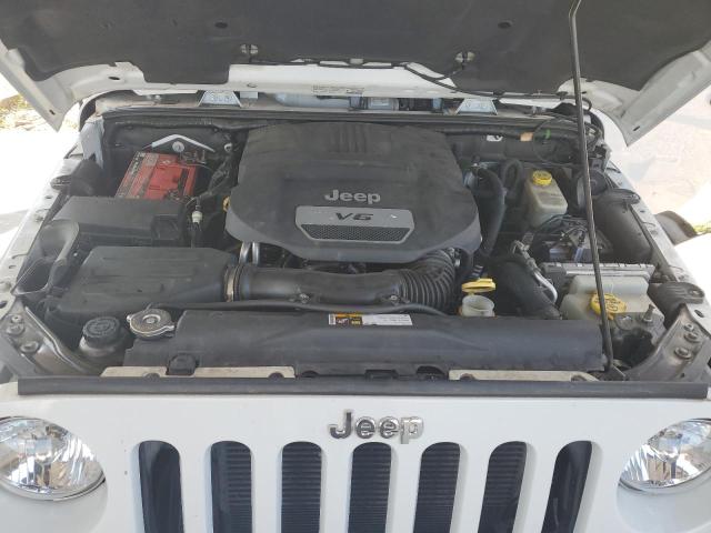 1C4BJWEG5EL123345 - 2014 JEEP WRANGLER U SAHARA WHITE photo 11