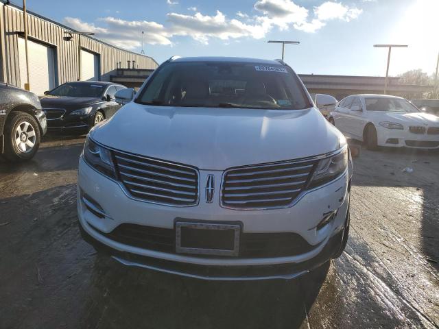 5LMCJ3D91JUL31774 - 2018 LINCOLN MKC RESERVE WHITE photo 5