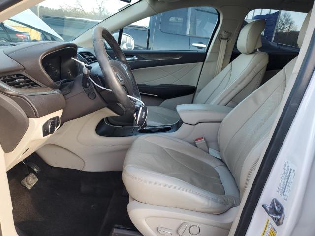 5LMCJ3D91JUL31774 - 2018 LINCOLN MKC RESERVE WHITE photo 7
