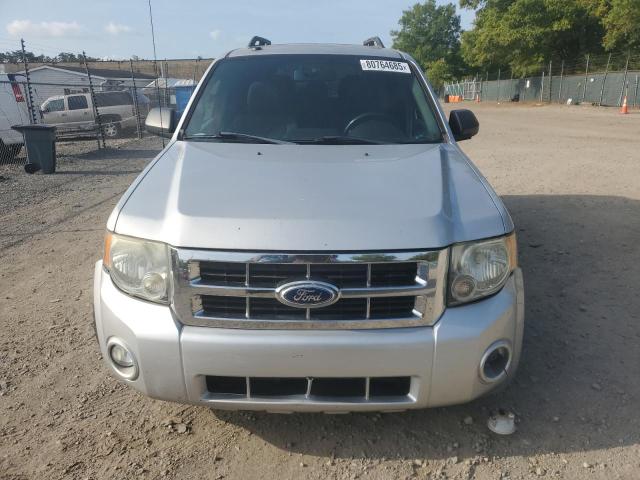 1FMCU9DG8BKA31027 - 2011 FORD ESCAPE XLT 银色 照片 5