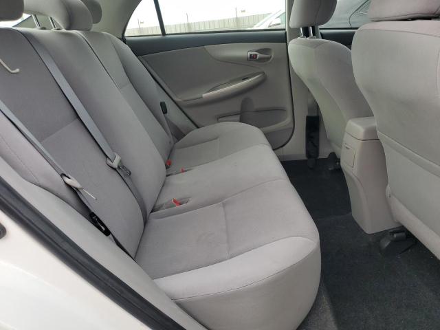 JTDBU4EE3DJ115619 - 2013 TOYOTA COROLLA BASE WHITE photo 10