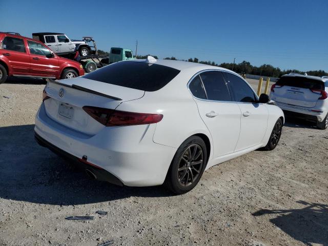 ZARFAMAN5K7621887 - 2019 ALFA ROMEO GIULIA WHITE photo 3