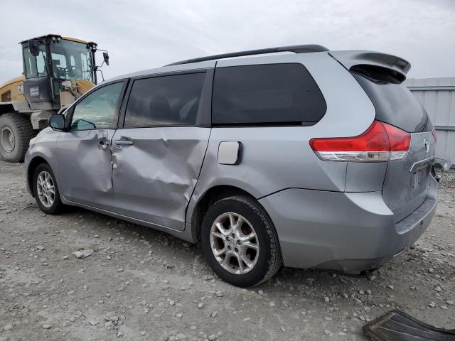 5TDKK3DC6BS013733 - 2011 TOYOTA SIENNA LE SILVER photo 2