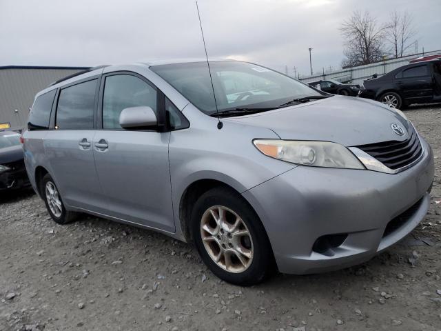 5TDKK3DC6BS013733 - 2011 TOYOTA SIENNA LE SILVER photo 4