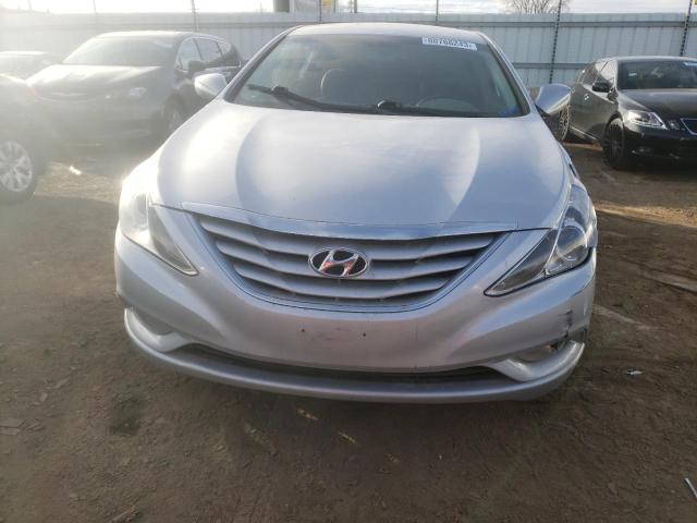 5NPEB4AC2DH595605 - 2013 HYUNDAI SONATA GLS SILVER photo 5