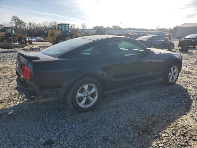 1ZVFT80N655169300 - 2005 FORD MUSTANG BLACK photo 3