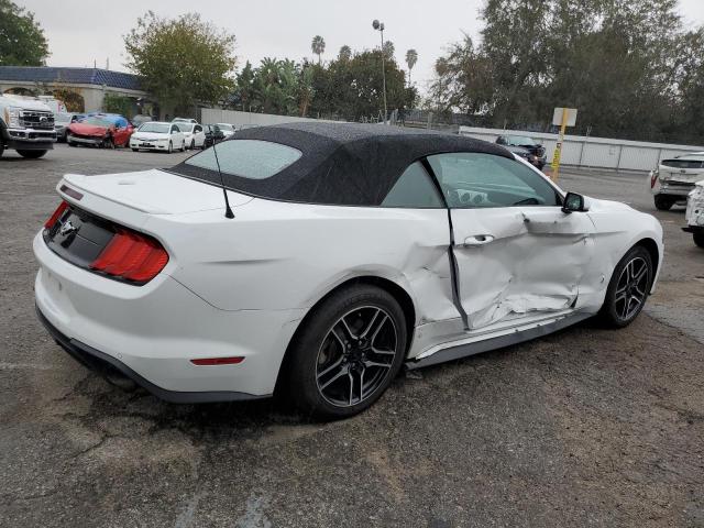 1FATP8UH1N5105444 - 2022 FORD MUSTANG WHITE photo 3