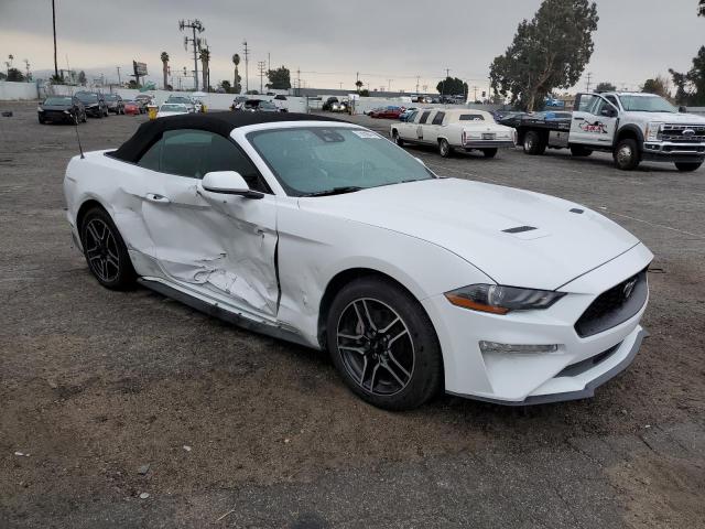 1FATP8UH1N5105444 - 2022 FORD MUSTANG WHITE photo 4