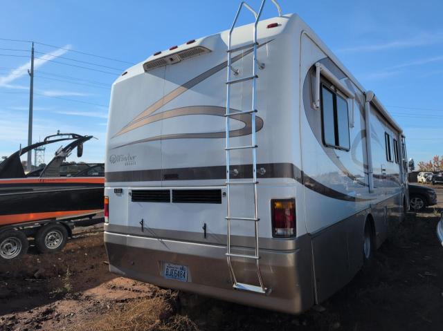 1RF120512Y2010067 - 2000 ROADMASTER RAIL DYANASTER BEIGE photo 4