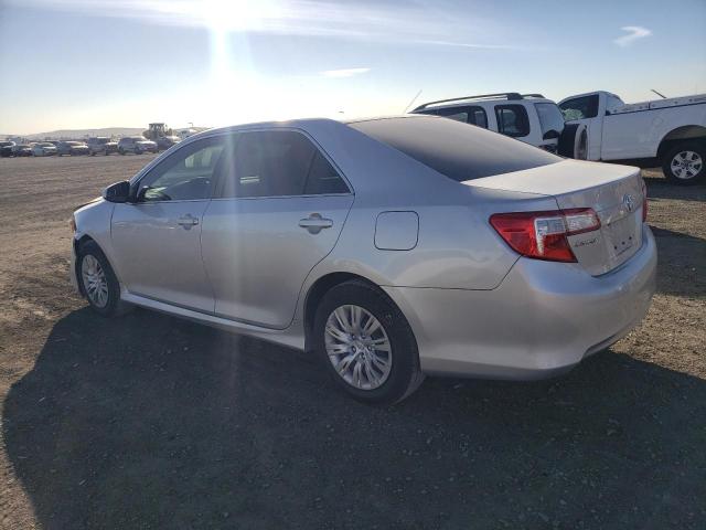 4T4BF1FK6ER392375 - 2014 TOYOTA CAMRY L SILVER photo 2