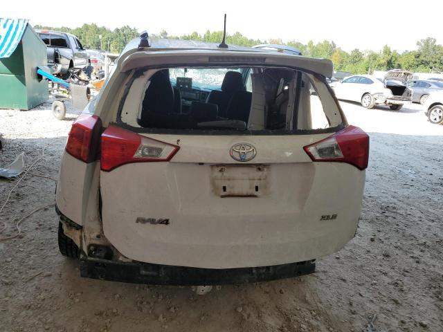 2T3WFREV4EW097997 - 2014 TOYOTA RAV4 XLE WHITE photo 6