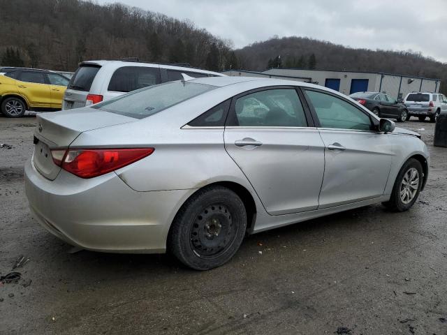 5NPEB4AC5BH185555 - 2011 HYUNDAI SONATA GLS SILVER photo 3