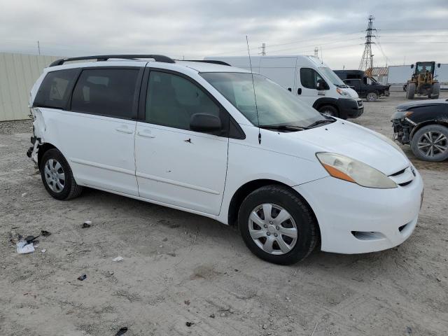 5TDKK4CC2AS289297 - 2010 TOYOTA SIENNA CE WHITE photo 4