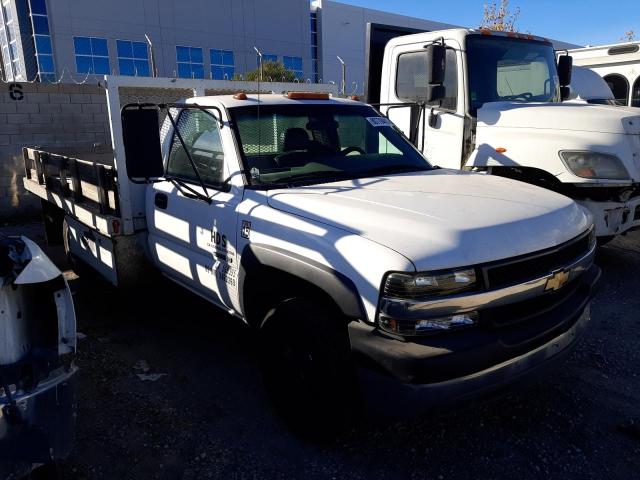 1GBJC34U41F115617 - 2001 CHEVROLET SILVERADO C3500 WHITE photo 4