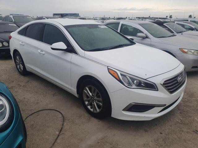 5NPE24AF0GH351918 - 2016 HYUNDAI SONATA SE WHITE photo 4