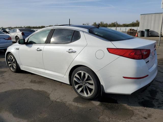 5XXGR4A65FG458137 - 2015 KIA OPTIMA SX WHITE photo 2