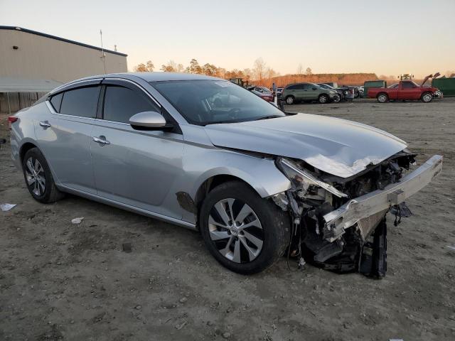 1N4BL4BV4LC158060 - 2020 NISSAN ALTIMA S SILVER photo 4