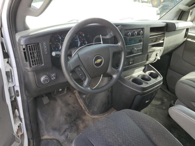 1GCWGAFG3K1319194 - 2019 CHEVROLET EXPRESS G2 WHITE photo 8