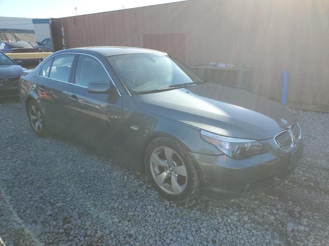 WBANE535X7CY04534 - 2007 BMW 525 I GRAY photo 4