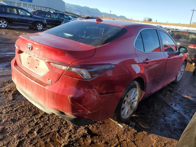 4T1C11BK2PU092337 - 2023 TOYOTA CAMRY LE RED photo 3