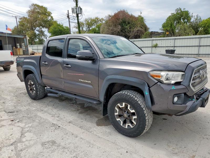 5TFCZ5AN1HX097044 - 2017 TOYOTA TACOMA DOUBLE CAB 石墨色 照片 4