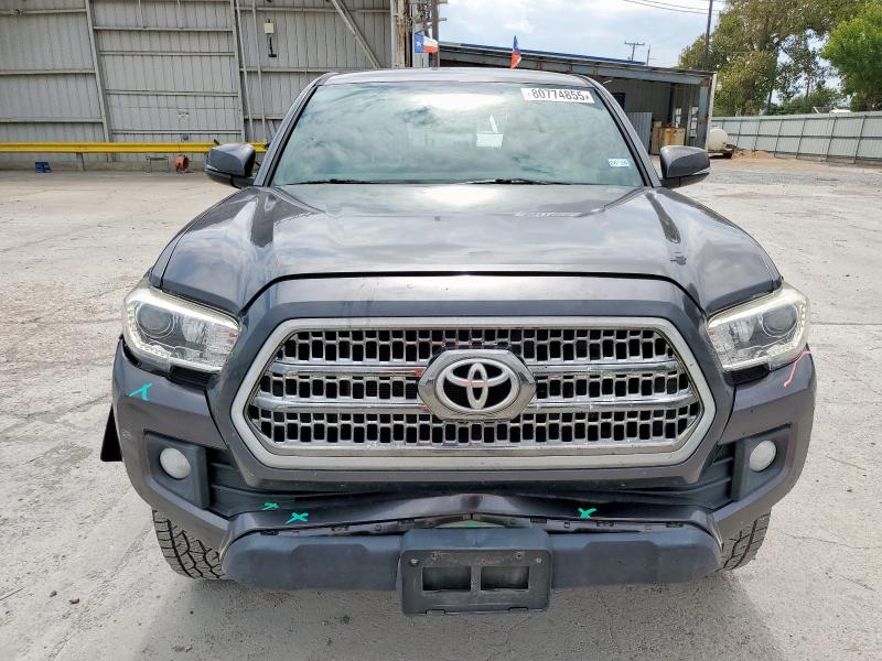5TFCZ5AN1HX097044 - 2017 TOYOTA TACOMA DOUBLE CAB 石墨色 照片 5