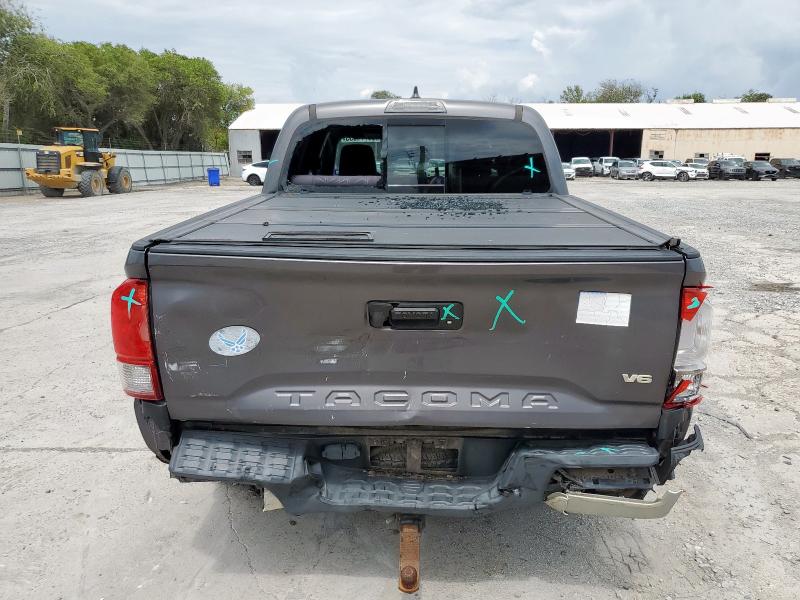 5TFCZ5AN1HX097044 - 2017 TOYOTA TACOMA DOUBLE CAB 石墨色 照片 6