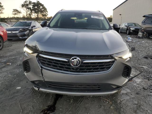 LRBFZNR43MD057650 - 2021 BUICK ENVISION ESSENCE ნაცრისფერი ფოტო 5