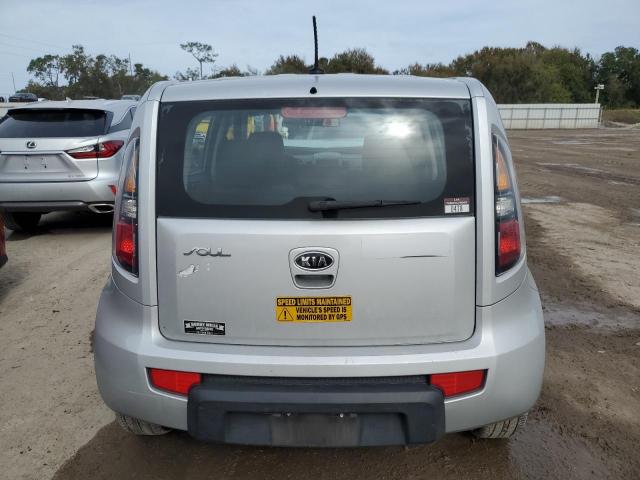 KNDJT2A17B7717715 - 2011 KIA SOUL SILVER photo 6