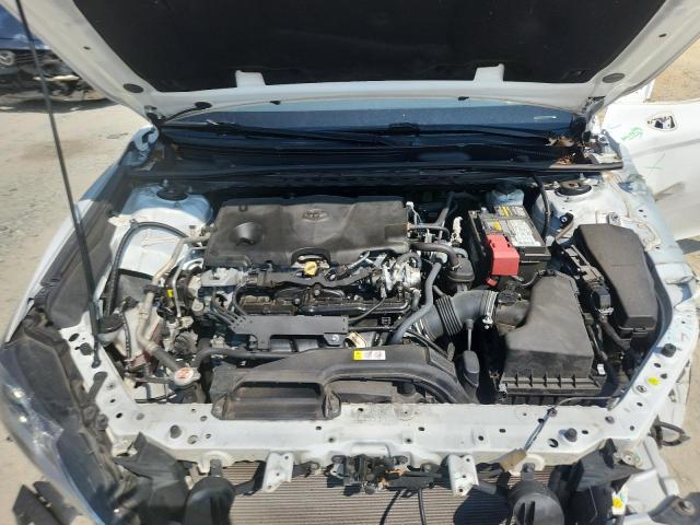 4T1C11AK9MU586093 - 2021 TOYOTA CAMRY LE WHITE photo 11